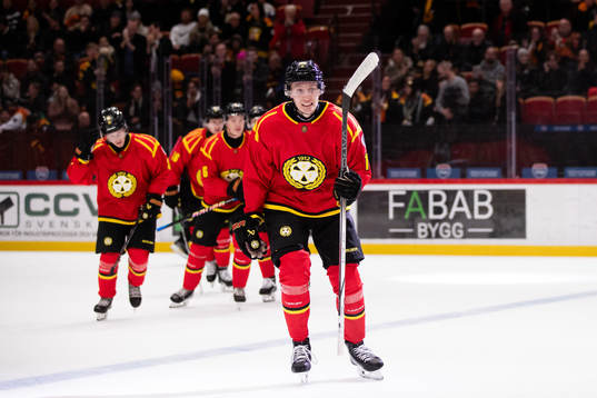 Brynäs Oliver Tärnström jublar