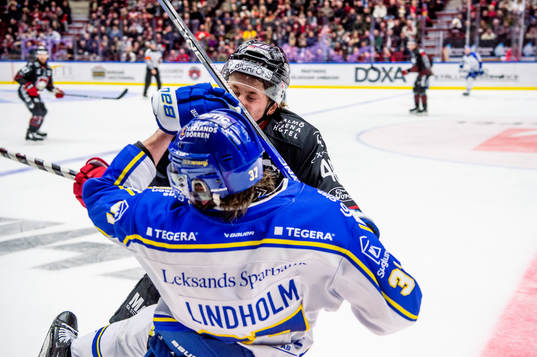 Malmö Redhawks Lauri Pajuniemi och Leksands Anton Lindholm