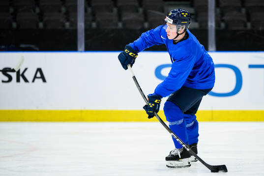 Zeb Forsfjäll of Sweden at a practice session