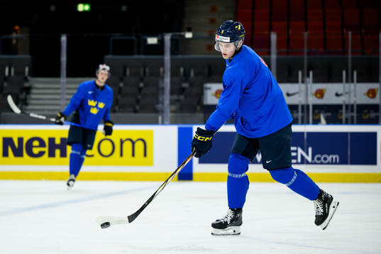 Theo Lindstein of Sweden at a practice session