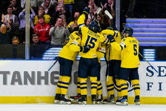 Otto Stenberg of Sweden celebrates the 0-1 goal