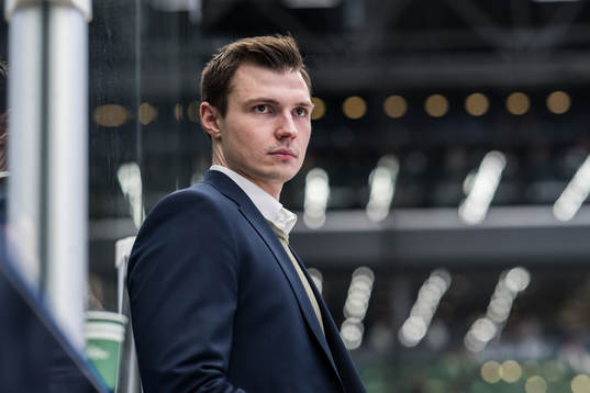 Rögles assisterande tränare Max Bohlin