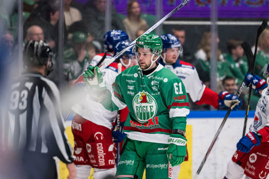 Rögles Lukas Ekeståhl-Jonsson deppar