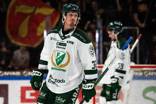 Färjestads Magnus Nygren och Linus Johansson deppar