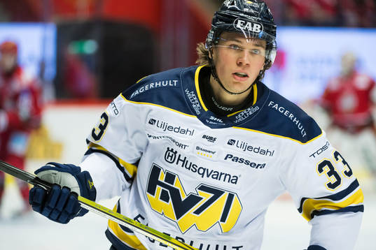 HV71s Måns Lindbäck
