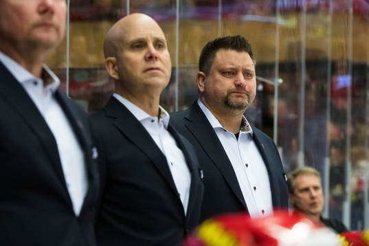 MoDos tränare Mattias Karlin