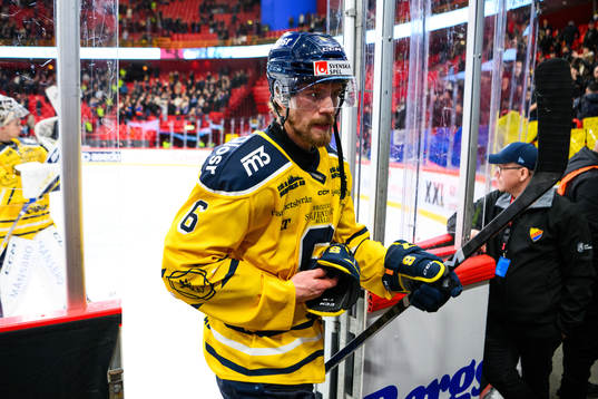Södertäljes Olli Vainio deppar