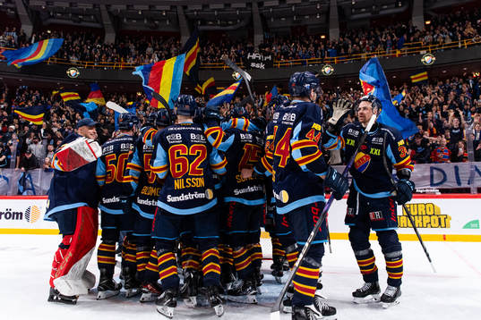 Bläddra bland fler bilder av Ishockey, Hockeyallsvenskan, Djurgården - Södertälje