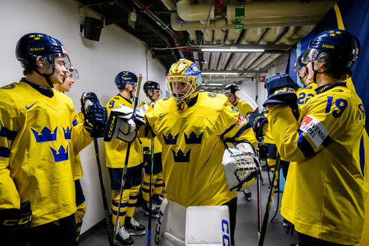 Goaltender Hugo Hävelid of Sweden