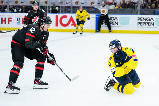 Jonathan Lekkerimäki of Sweden in pain