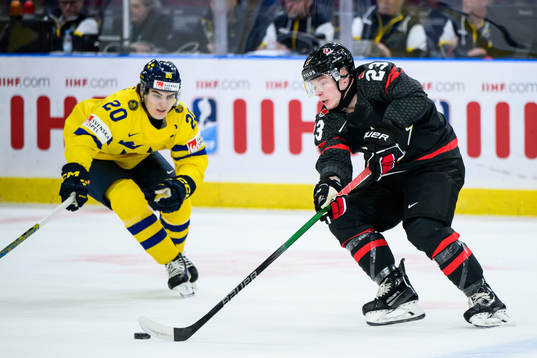 Liam Öhgren of Sweden and Ty Nelson of Canada