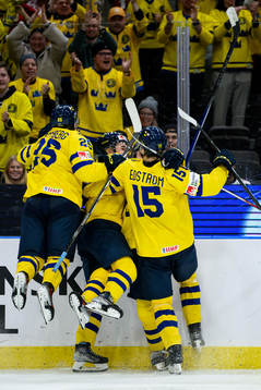 Tom Willander of Sweden celebrates the 0-1 goal