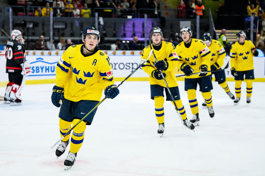 Noah Östlund of Sweden celebrates the 0-2 goal