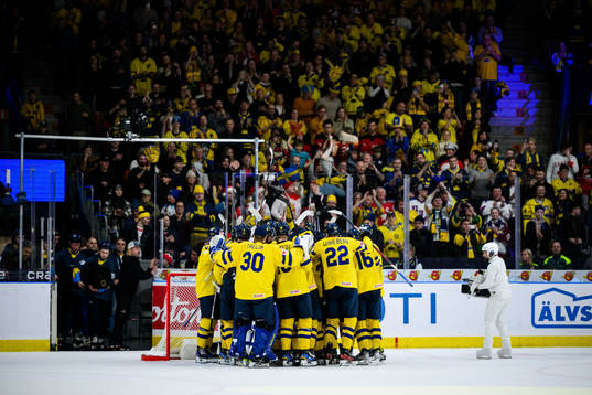 Players of Sweden celebrate