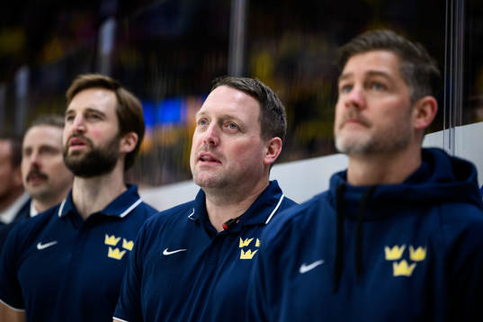 Equipment manager Daniel Nilsson