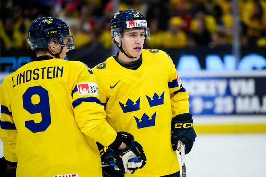 Theo Lindstein and Jonathan Lekkerimäki of Sweden