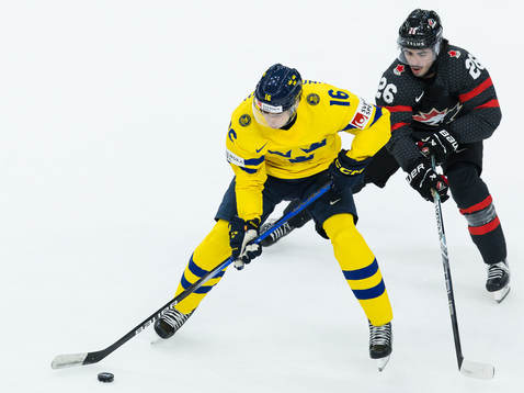 Felix Unger Sörum of Sweden and Matthew Savoie of Canada
