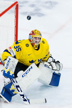 Goaltender Hugo Hävelid of Sweden