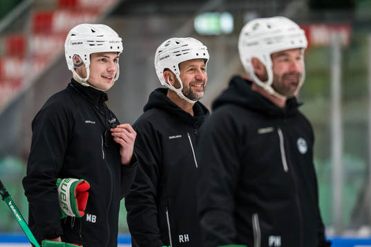 assisterande tränare Max Bohlin och tränare Roger Hansson