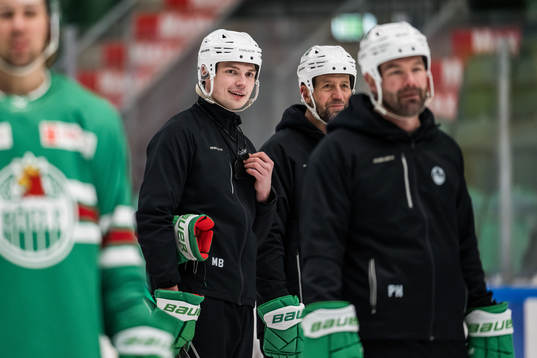 assisterande tränare Max Bohlin och tränare Roger Hansson