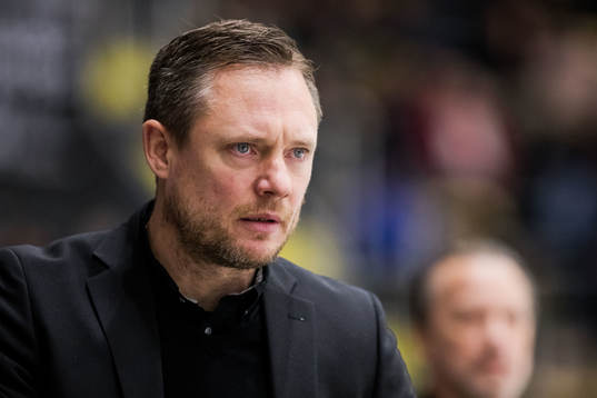 Västerås tränare Karl Helmersson