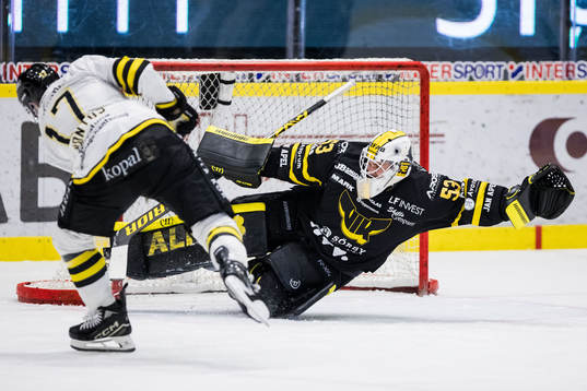 Västerås målvakt Niilo Halonen