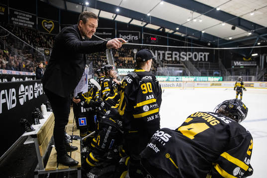 Västerås tränare Karl Helmersson