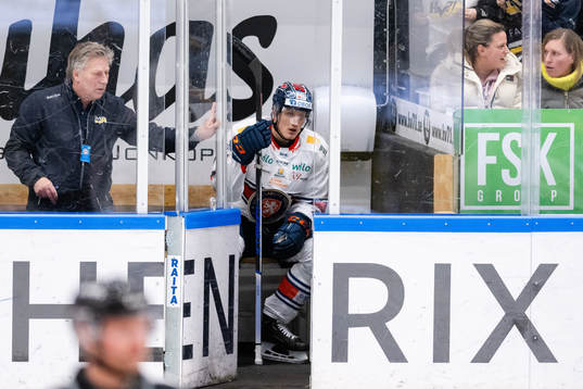 Växjös Gabriel Carlsson deppar