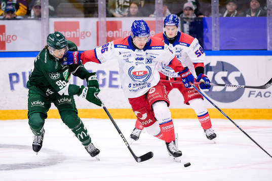 Färjestads David Tomasek och Oskarshamns Lukas Jasek