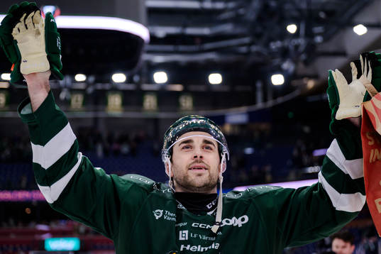 Färjestads Jonathan Andersson jublar