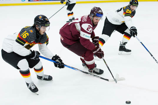 Ralf Rollinger of Germany and Kevins Stradnieks of Latvia