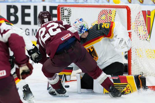 Sandis Vilmanis of Latvia  scores 1-6