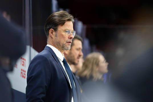 Head coach Tobias Abstreiter of Germany