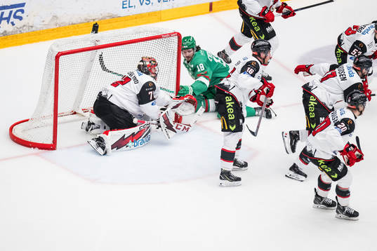 Malmö Redhawks målvakt Daniel Marmenlind och Rögles
