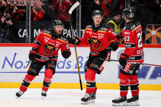Luleås Linus Omark jublar