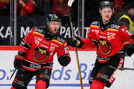 Luleås Linus Omark jublar