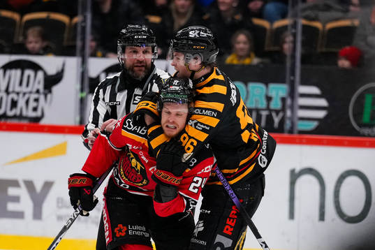 Skellefteås Rickard Hugg  och Luleås Brendan Shinnimin