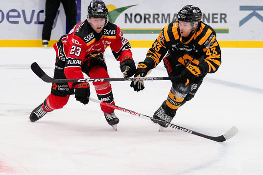 Luleås Jesper Sellgren och Skellefteås Filip Sandberg