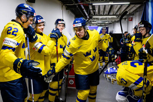 Anton Wahlberg and Elias Pettersson of Sweden
