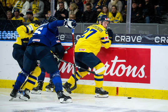 Oskar Pettersson of Sweden