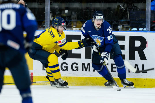 Axel Sandin-Pellikka of Sweden and Janne Naukkarinen of