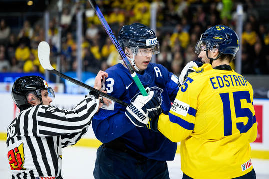 Jani Nyman of Finland and David Edstrom of Sweden