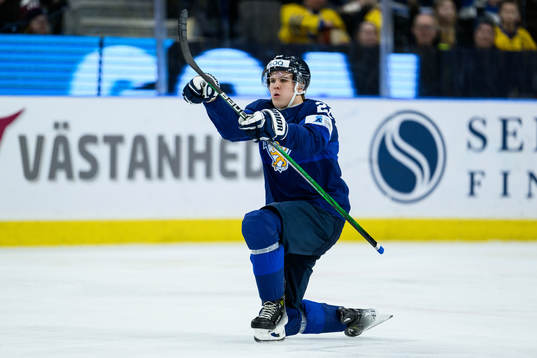 Kasper Halttunen of Finland celebrating