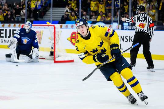 Jonathan Lekkerimäki of Sweden celebrating
