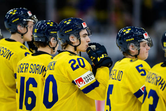 Liam Öhgren of Sweden looks dejected