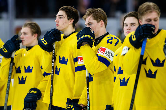 Oskar Pettersson of Sweden looks dejected
