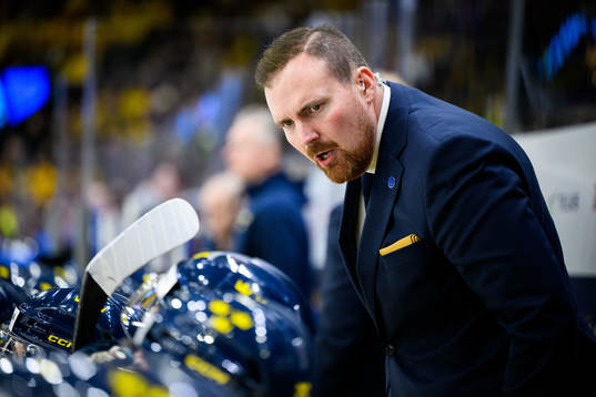 Assistant coach Gereon Dahlgren of Sweden