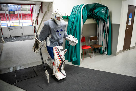 Goalkeeper Lovisa Lundström of Sweden at a practice session