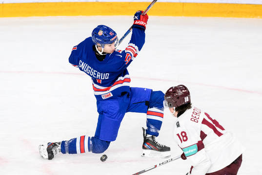 Jimmy Snuggerud of USA