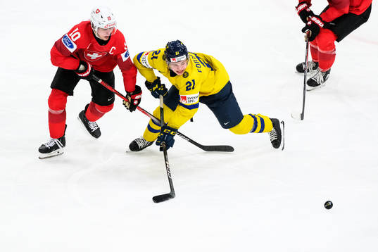 Jonas Taibel of Switzerland and Zeb Forsfjäll of Sweden